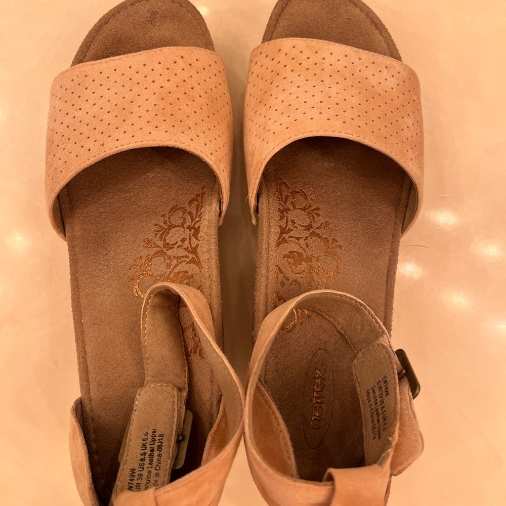 Aetrex wedge espadrilles, Size 39